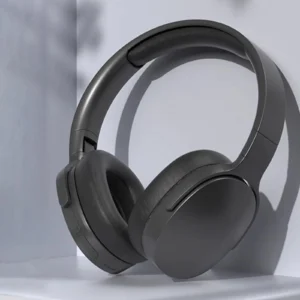 P2961 Wireless Gaming Headphones with Noise-Canceling Mic
