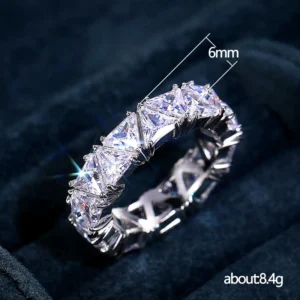 Fashionable Women's Triangle Crystal Wedding Ring