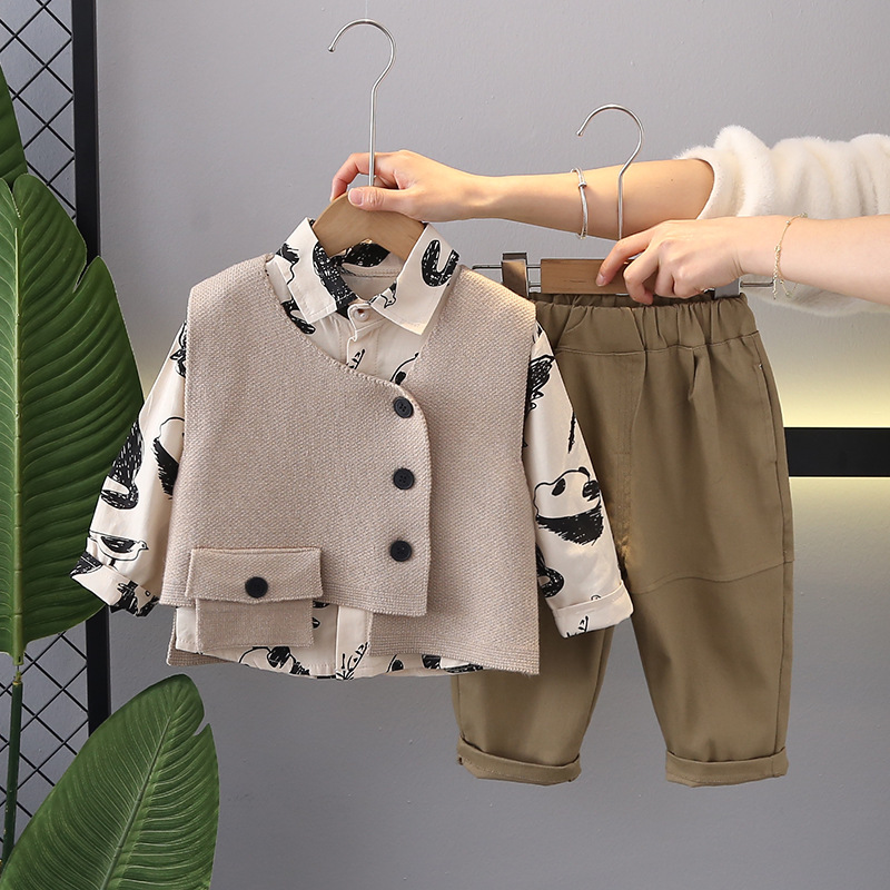 Trendy Boys' Layered Vest and Pants Set for Spring & Autumn
