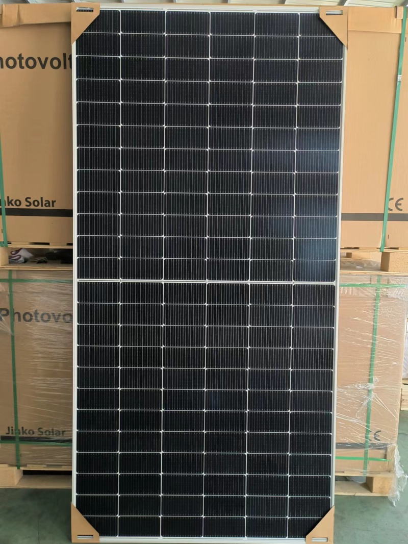 GreenWave 600W Monocrystalline Solar Solution